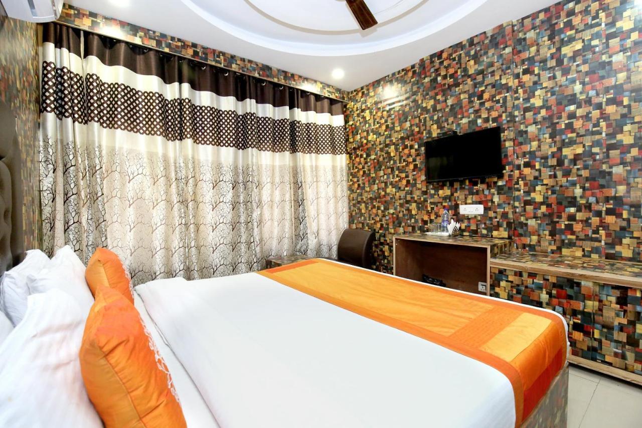 Oyo 8622 Hotel Grand Inn Чандигарх Экстерьер фото